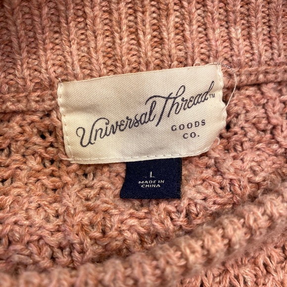 Universal thread knit pullover - Picture 3 of 7